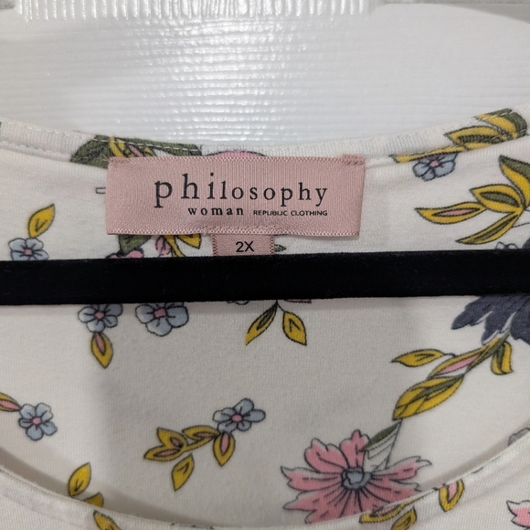 Philosphy Woman Cream Floral Print Short Sleeve Blouse in Size 2X - Picture 2 of 7